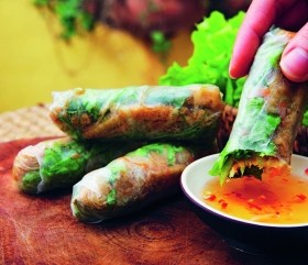 Tofu and roasted rice spring rolls