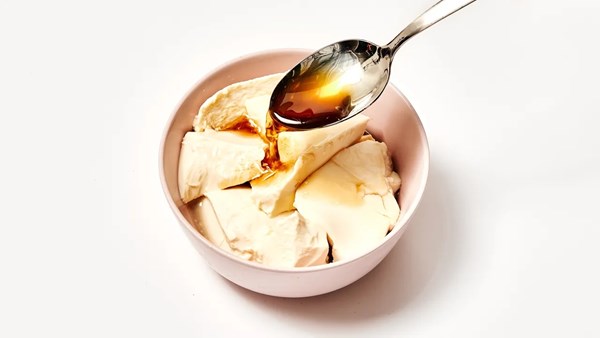 Tofu pudding (Dou-fu hua / 豆腐花)
