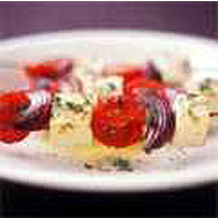 Tofu, tomato and onion kebabs with pastis butter