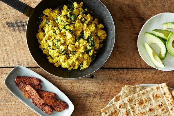 Tofu vegan scramble