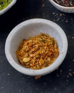 Togarashi-inspired sunflower spice