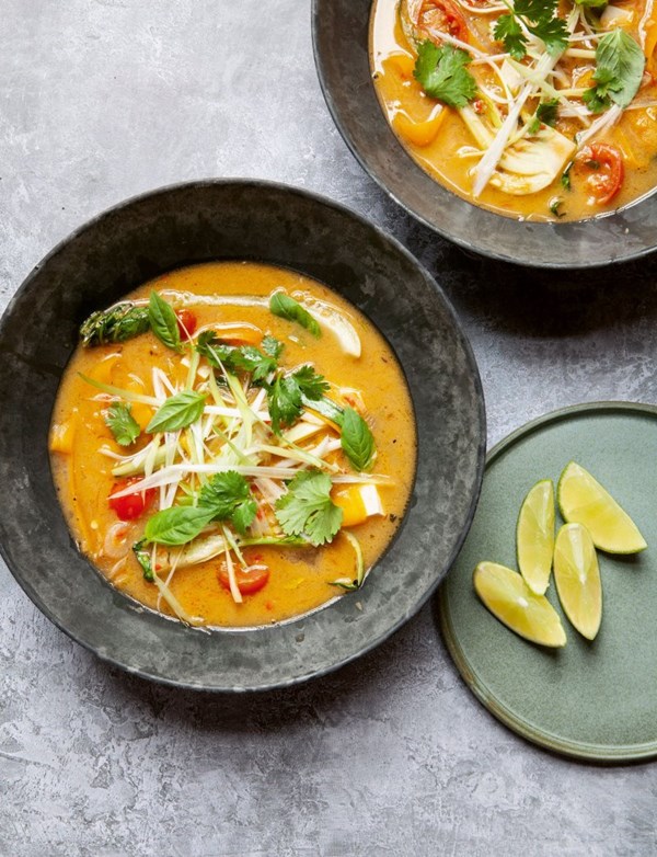 Tom yum soup