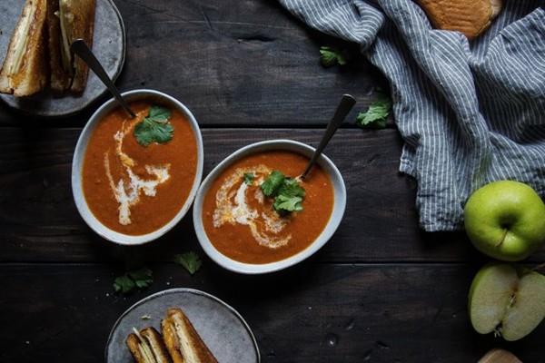 Tomato & bacon bisque