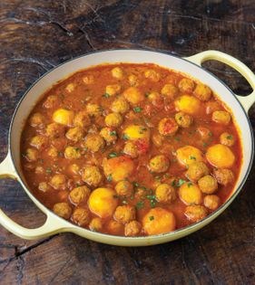 Tomato + lime broth with tiny meatballs (Gushtabeh/kufteh-ye kaleh gonjishki-e Araki)