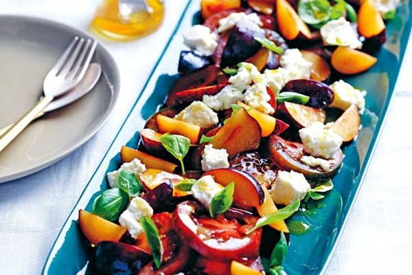 Tomato & plum salad