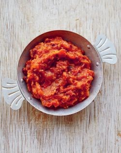 Tomato and chilli dip (Tomato sepen)