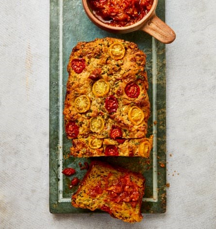 Tomato and courgette loaf with tomato chutney