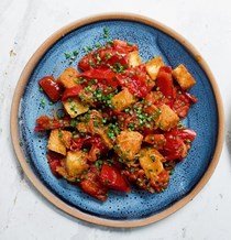 Tomato and fried bread hash