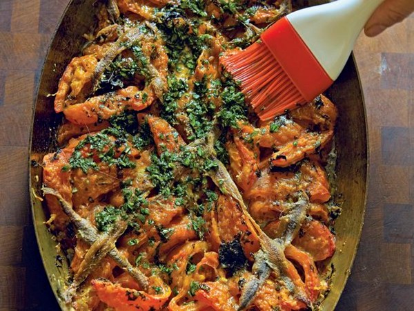 Tomato and herb gratin