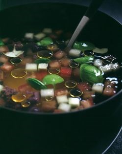 Tomato and pepper consommé with olive oil