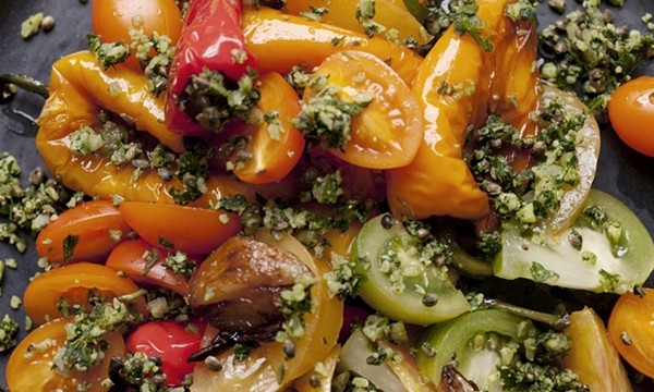 Tomato and peppers with toasted hemp pesto