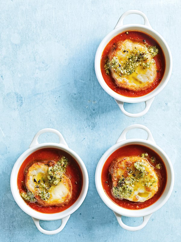 Tomato and pesto soup with mozzarella croutons