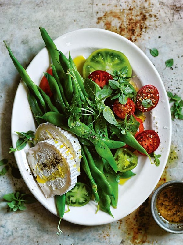 Tomato and Roman bean salad with honey vinaigrette
