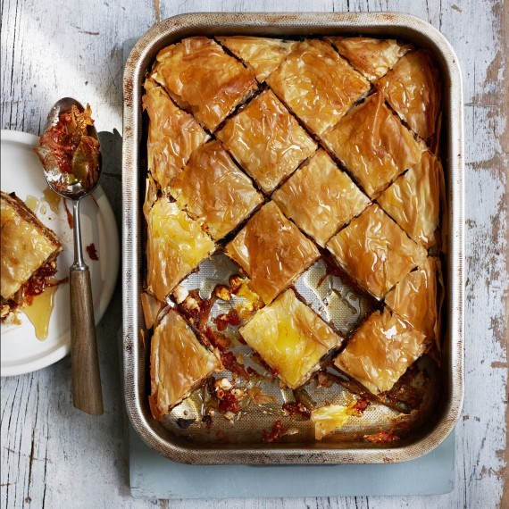 Tomato and runner bean baklava