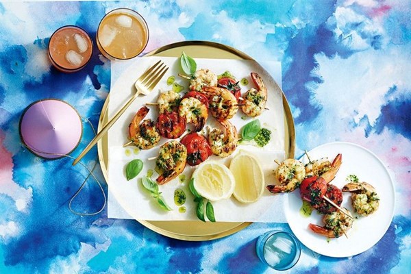 Tomato and tarragon prawn skewers