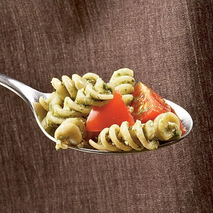 Tomato and walnut pesto rotini