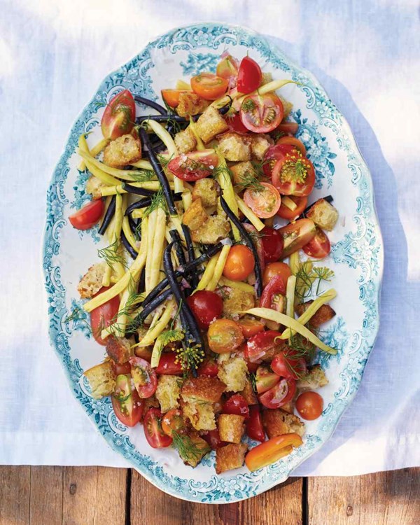 Tomato and wax-bean salad with olive-oil croutons
