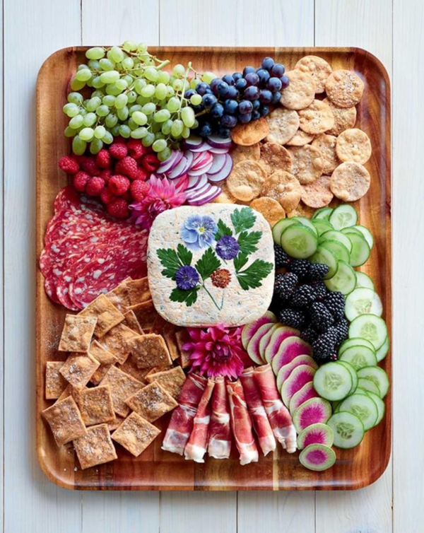Tomato basil crackers