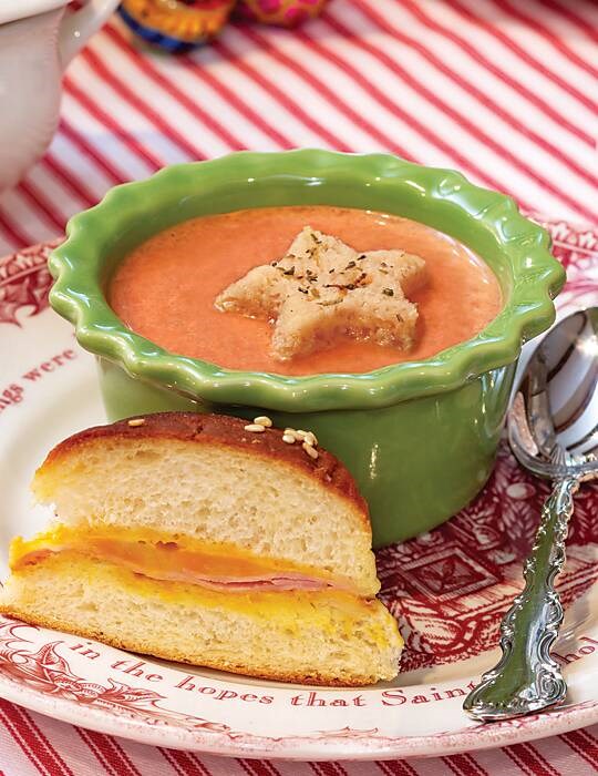 Tomato-basil soup [star croutons]
