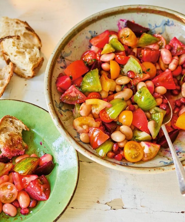 Tomato, beetroot, white bean & pomegranate salad