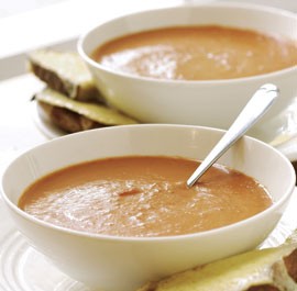 Tomato bisque & cheese toasts