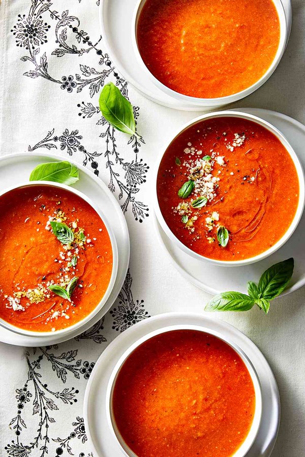 Tomato bread soup