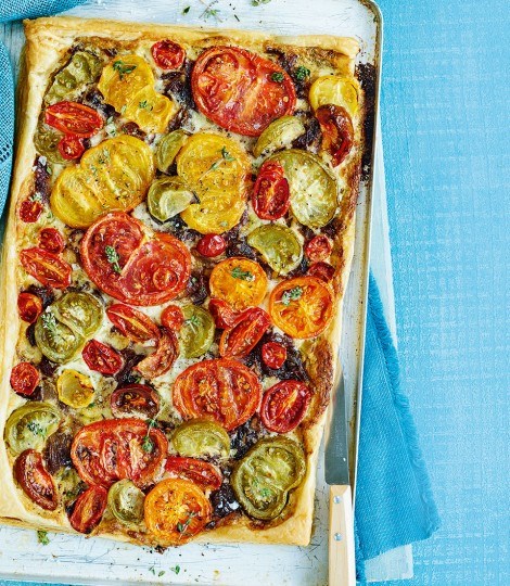 Tomato, caramelised onion and mascarpone tart