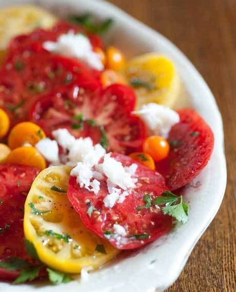 Tomato carpaccio with horseradish ice