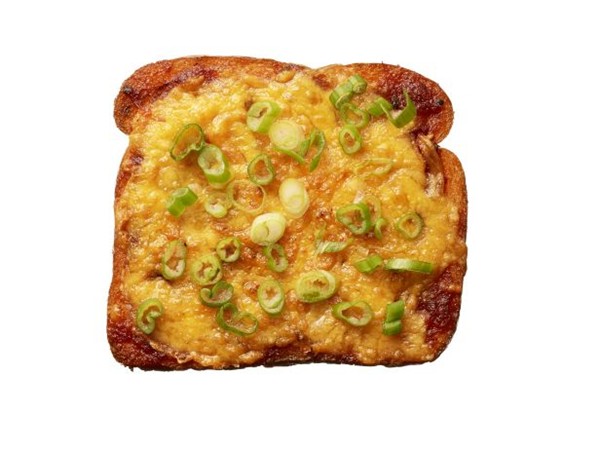 Tomato-cheddar toast