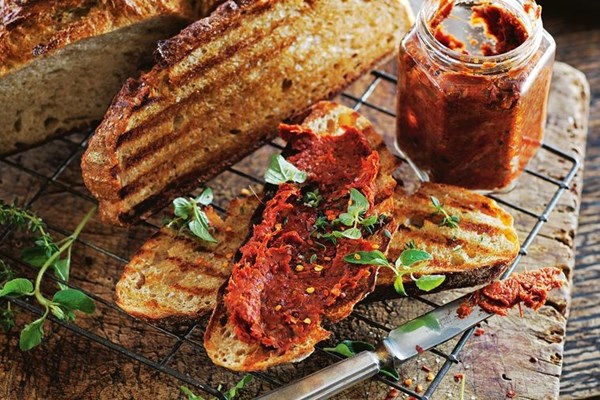 Tomato conserva bruschetta