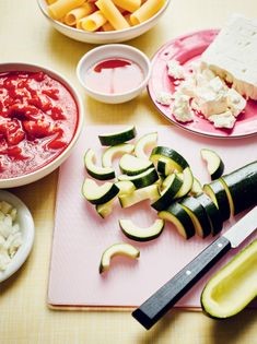 Tomato, courgette and feta sauce