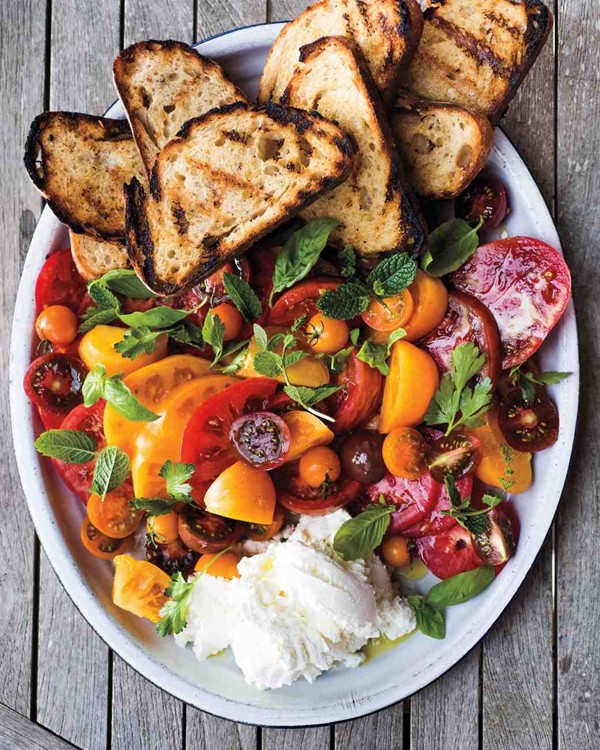 Tomato-crostini platter