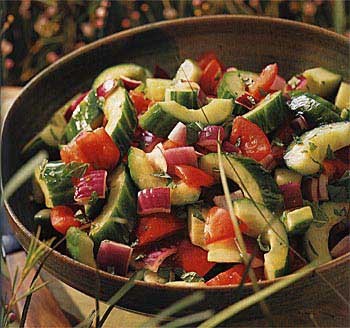 Tomato, cucumber and red onion salad with mint