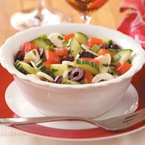 Tomato-cucumber mozzarella salad 