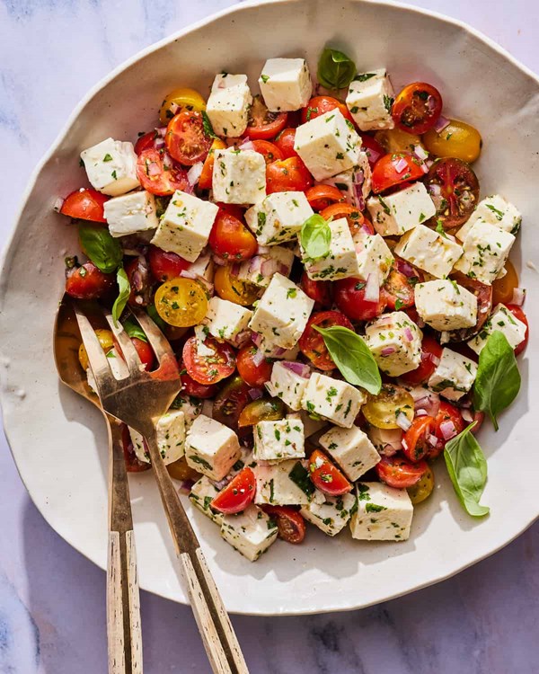 Tomato feta salad 