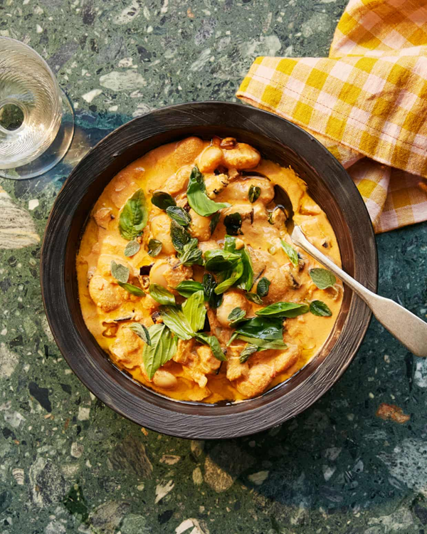 Tomato, garlic and aubergine butter bean stew