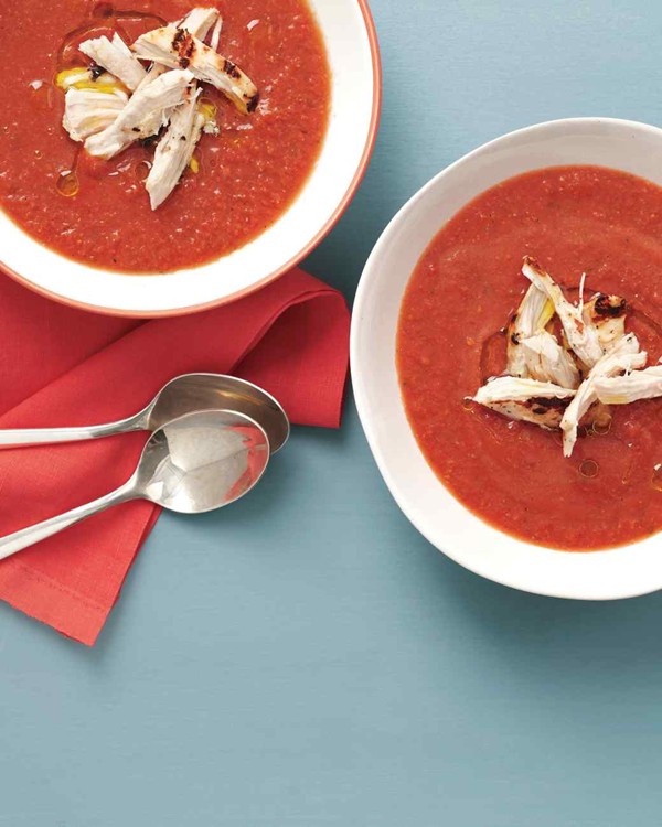 Tomato gazpacho with chicken