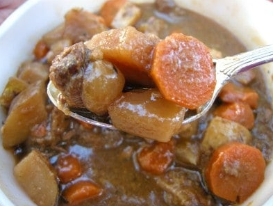 Tomato-less beef stew