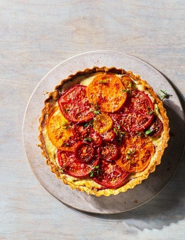 Tomato Manchego tart with paprika pastry
