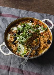 Tomato, olive and mozzarella rice