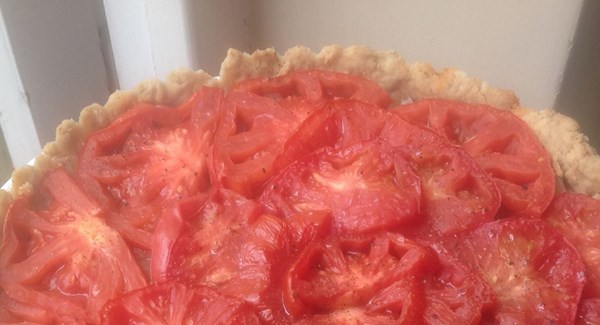 Tomato, onion and anchovy tart