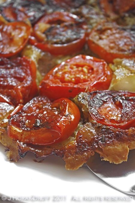 Tomato, pesto & thyme tarte Tatin