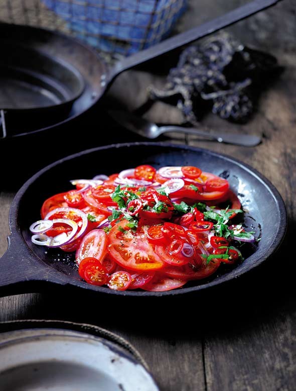 Tomato salad (Kachumbari salad)