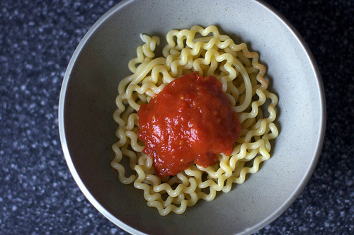 Tomato sauce with onion and butter