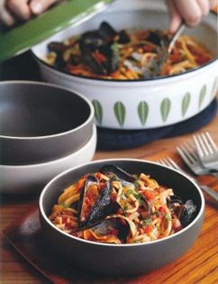 Tomato spiced mussels and spaghetti