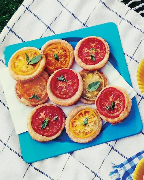 Tomato tartlets