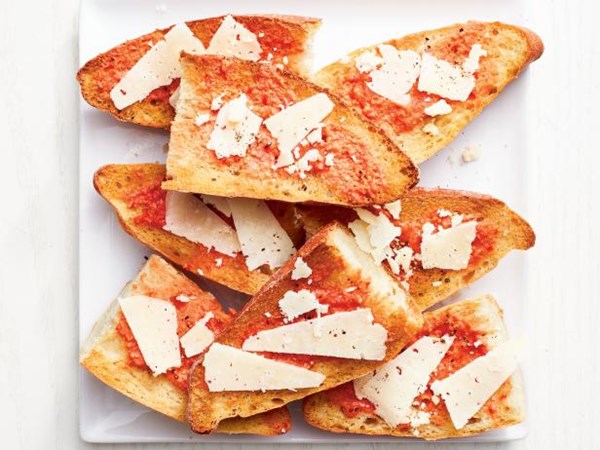 Tomato toasts