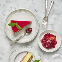Tomato-topped cheesecake with gingersnap-fresh basil crust with tomato jam