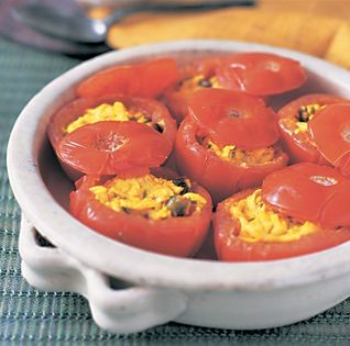 Tomatoes stuffed with paneer
