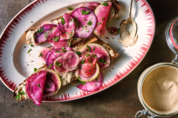Tonnato toast with colorful radishes
